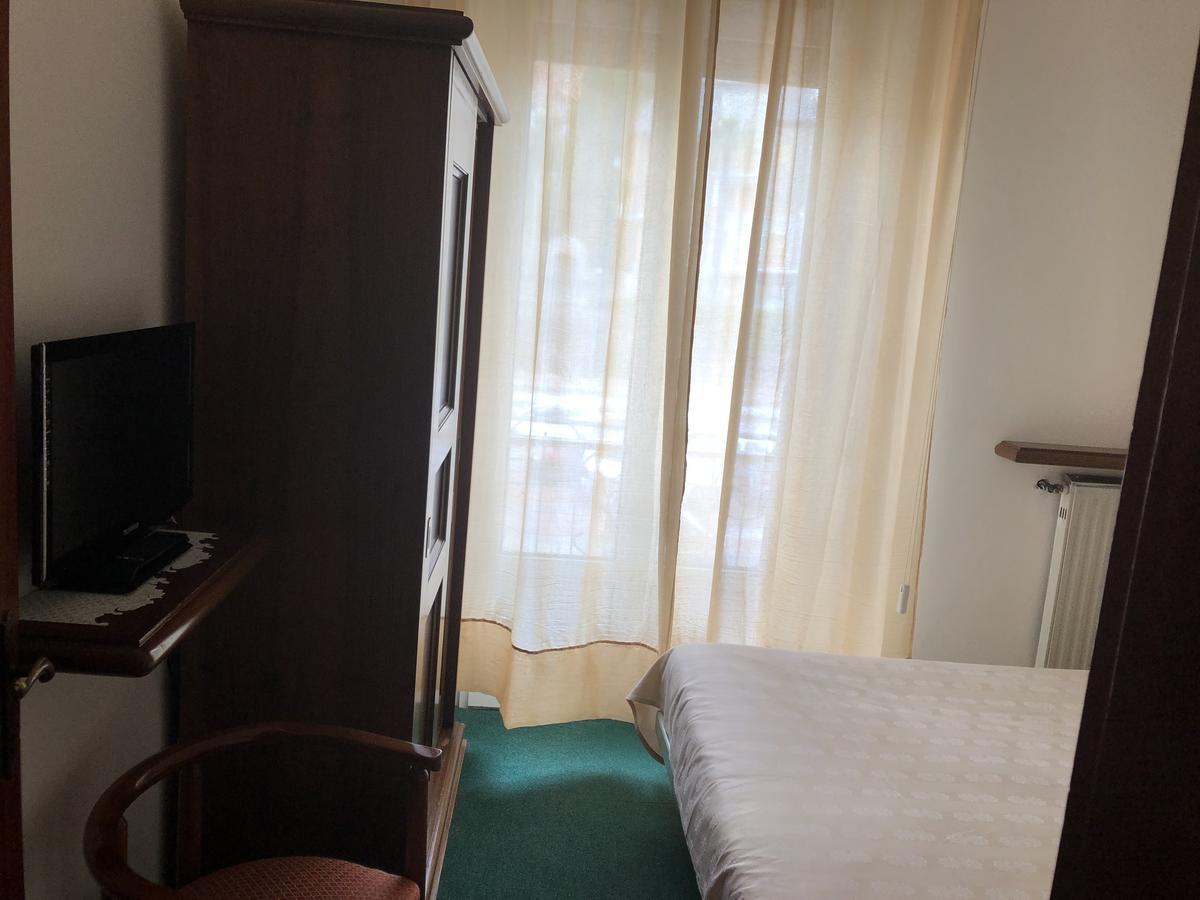Hotel Nuovo Suisse Alassio Exterior photo